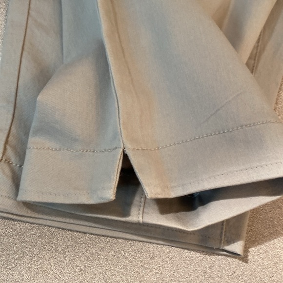 Tribal - NWT favourite stretch Bermuda Shorts. Size 2 - Picture 5 of 11